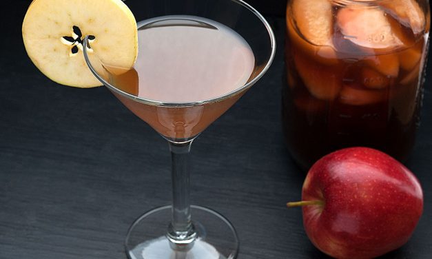 Apple Pie Martini