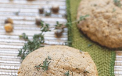 Blue Corn and Thyme Cookies