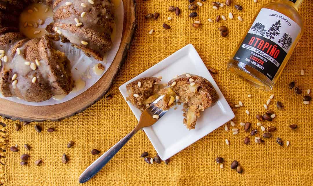 Atapiño and Apple Cake